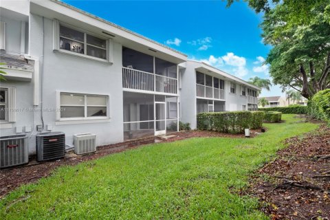 Купить кондоминиум в Хомстед, Флорида 3 спальни, 121.7м2, № 1969348 - фото 22
