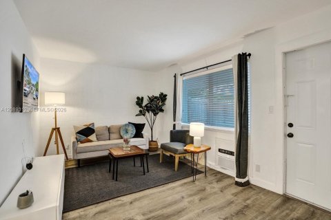 Apartment in Fort Lauderdale, Florida 1 bedroom № 2366011 - photo 2