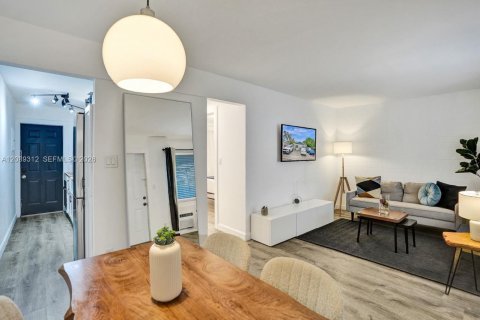 Apartment in Fort Lauderdale, Florida 1 bedroom № 2366011 - photo 5