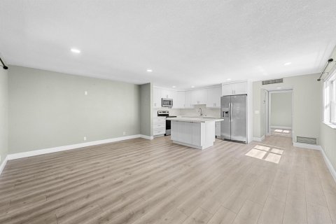 Condominio en venta en Delray Beach, Florida, 1 dormitorio, 66.89 m2 № 2246193 - foto 4