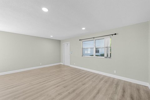 Condominio en venta en Delray Beach, Florida, 1 dormitorio, 66.89 m2 № 2246193 - foto 8