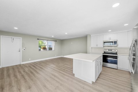 Condominio en venta en Delray Beach, Florida, 1 dormitorio, 66.89 m2 № 2246193 - foto 11