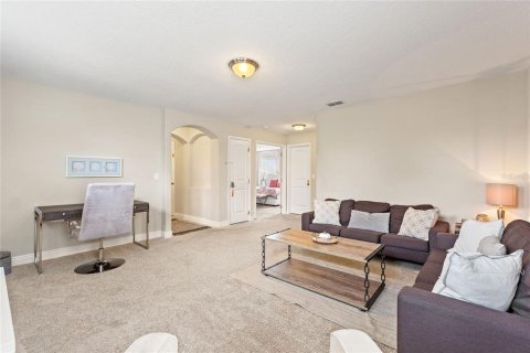 Casa en venta en Davenport, Florida, 5 dormitorios, 257.99 m2 № 2139219 - foto 25