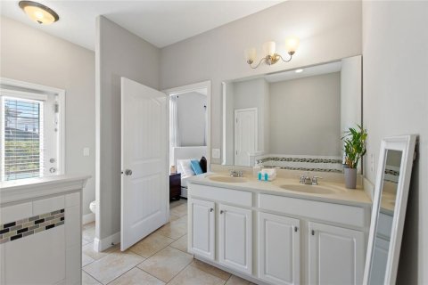 Casa en venta en Davenport, Florida, 5 dormitorios, 257.99 m2 № 2139219 - foto 20