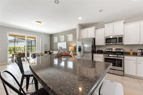 Casa en venta en Davenport, Florida, 5 dormitorios, 257.99 m2 № 2139219 - foto 11