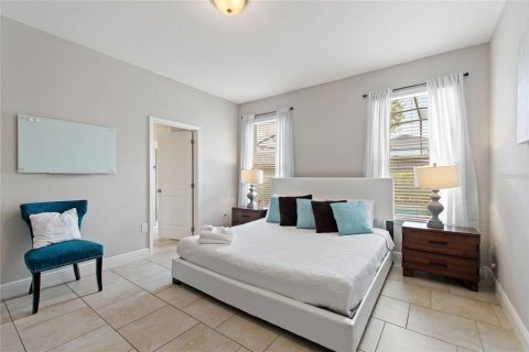 Casa en venta en Davenport, Florida, 5 dormitorios, 257.99 m2 № 2139219 - foto 17
