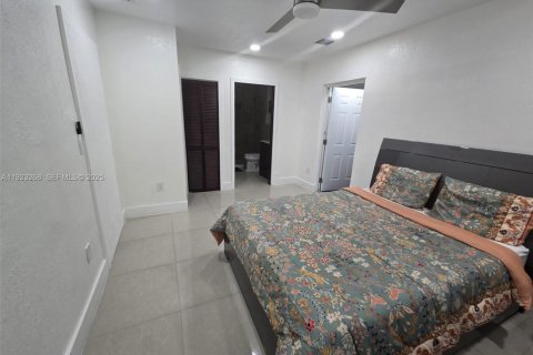 Appartement à louer à Hialeah, Floride: 120.87 m2 № 1976614 - photo 1