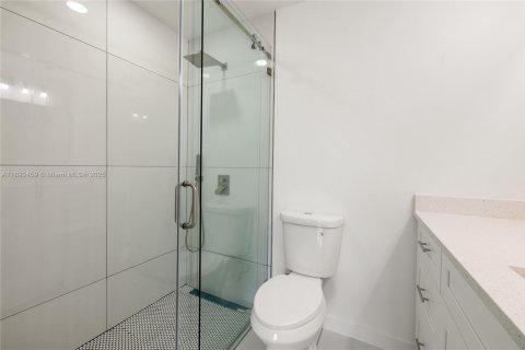 Villa ou maison à vendre à Lehigh Acres, Floride: 3 chambres, 98.66 m2 № 1946002 - photo 12