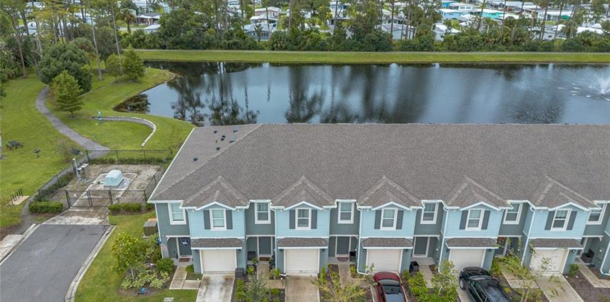 Touwnhouse à Port Orange, Floride 2 chambres, 150.87 m2 № 2406926
