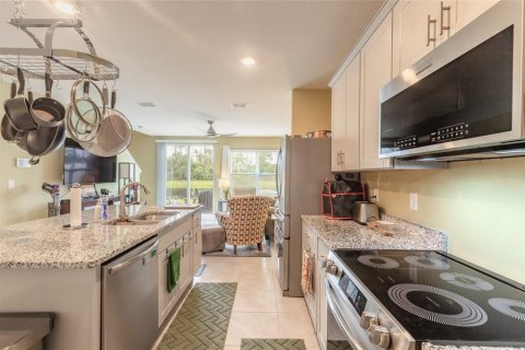 Touwnhouse à vendre à Port Orange, Floride: 2 chambres, 150.87 m2 № 2406926 - photo 7