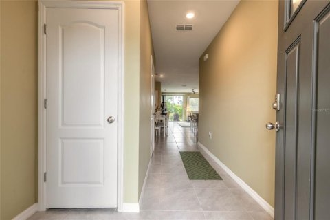 Touwnhouse à vendre à Port Orange, Floride: 2 chambres, 150.87 m2 № 2406926 - photo 3