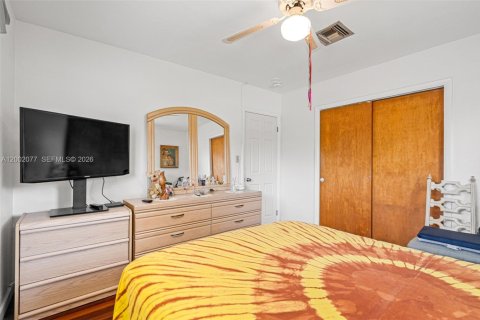 Купить виллу или дом в Майами-Гарденс, Флорида 3 спальни, 151.62м2, № 2067580 - фото 27