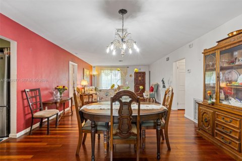 Купить виллу или дом в Майами-Гарденс, Флорида 3 спальни, 151.62м2, № 2067580 - фото 16