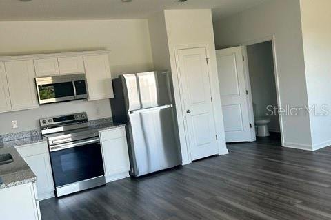 Touwnhouse à vendre à Gibsonton, Floride: 3 chambres, 132.01 m2 № 2411487 - photo 3