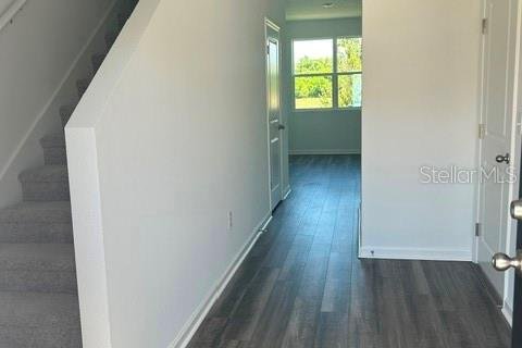 Touwnhouse à vendre à Gibsonton, Floride: 3 chambres, 132.01 m2 № 2411487 - photo 11