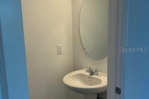 Touwnhouse à vendre à Gibsonton, Floride: 3 chambres, 132.01 m2 № 2411487 - photo 9