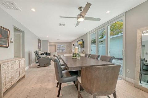 Condo in Sarasota, Florida, 3 bedrooms № 2151797 - photo 13