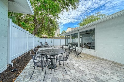 Condo in Sarasota, Florida, 3 bedrooms № 2151797 - photo 29