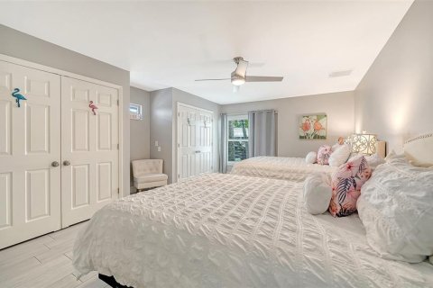 Condo in Sarasota, Florida, 3 bedrooms № 2151797 - photo 23