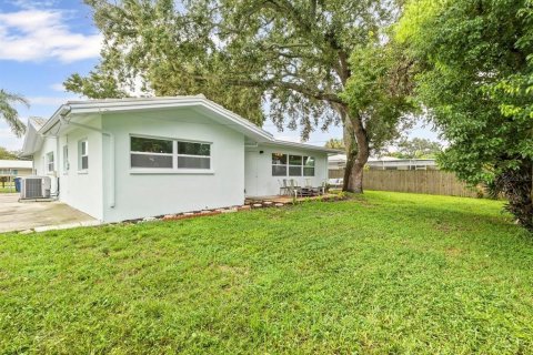 Casa en venta en Clearwater, Florida, 3 dormitorios, 170.66 m2 № 1902133 - foto 27