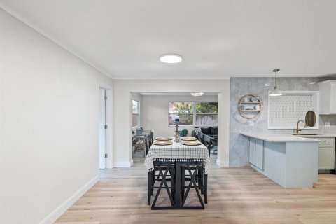 Casa en venta en Clearwater, Florida, 3 dormitorios, 170.66 m2 № 1902133 - foto 10