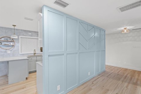 Casa en venta en Clearwater, Florida, 3 dormitorios, 170.66 m2 № 1902133 - foto 25