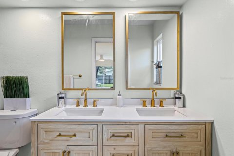 Casa en venta en Clearwater, Florida, 3 dormitorios, 170.66 m2 № 1902133 - foto 17