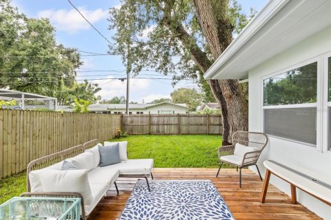 Casa en venta en Clearwater, Florida, 3 dormitorios, 170.66 m2 № 1902133 - foto 19