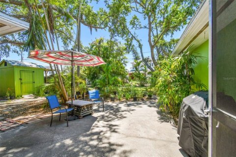 House in Saint Petersburg, Florida 2 bedrooms, 126.35 sq.m. № 1656717 - photo 28