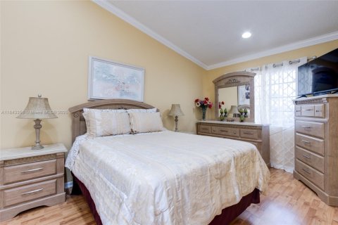Adosado en venta en North Lauderdale, Florida, 3 dormitorios, 137.68 m2 № 1838691 - foto 27