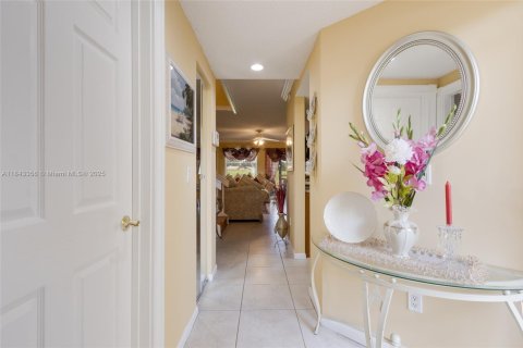 Adosado en venta en North Lauderdale, Florida, 3 dormitorios, 137.68 m2 № 1838691 - foto 6