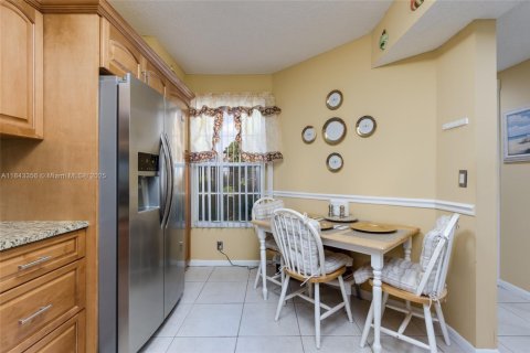 Adosado en venta en North Lauderdale, Florida, 3 dormitorios, 137.68 m2 № 1838691 - foto 9