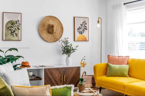 Снять в аренду виллу или дом в Палм-Бич-Гарденс, Флорида 4 спальни, 144м2, № 1955104 - фото 4