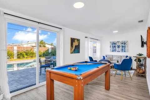 Снять в аренду виллу или дом в Палм-Бич-Гарденс, Флорида 4 спальни, 144м2, № 1955104 - фото 13