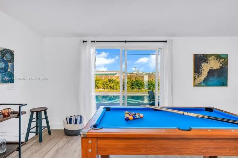 Снять в аренду виллу или дом в Палм-Бич-Гарденс, Флорида 4 спальни, 144м2, № 1955104 - фото 14