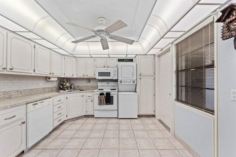 Купить кондоминиум в Бока-Ратон, Флорида 3 комнаты, 133.78м2, № 2169443 - фото 10