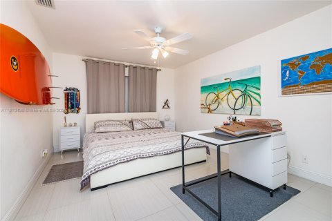 Townhouse in Deerfield Beach, Florida 3 bedrooms, 135.82 sq.m. № 1763062 - photo 13