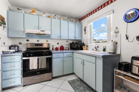 Casa en venta en Homestead, Florida, 3 dormitorios, 169.08 m2 № 2054951 - foto 16