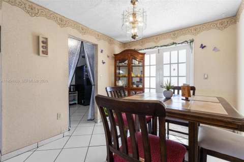 Casa en venta en Homestead, Florida, 3 dormitorios, 169.08 m2 № 2054951 - foto 15