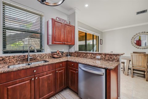 Купить таунхаус в Хомстед, Флорида 4 спальни, 161.28м2, № 2028796 - фото 21