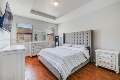 Купить таунхаус в Хомстед, Флорида 4 спальни, 161.28м2, № 2028796 - фото 23