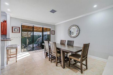 Купить таунхаус в Хомстед, Флорида 4 спальни, 161.28м2, № 2028796 - фото 12