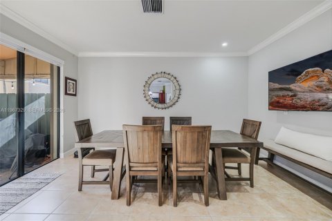 Купить таунхаус в Хомстед, Флорида 4 спальни, 161.28м2, № 2028796 - фото 15