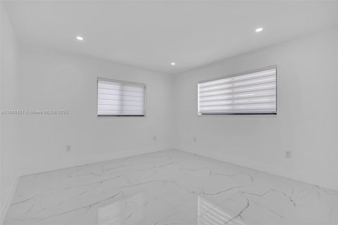 Купить виллу или дом в Хайалиа, Флорида 5 спален, 206.8м2, № 1933441 - фото 25