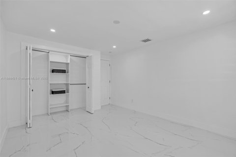 Купить виллу или дом в Хайалиа, Флорида 5 спален, 206.8м2, № 1933441 - фото 21