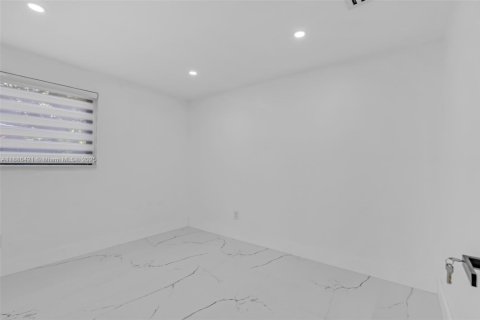 Купить виллу или дом в Хайалиа, Флорида 5 спален, 206.8м2, № 1933441 - фото 22