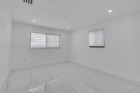 Купить виллу или дом в Хайалиа, Флорида 5 спален, 206.8м2, № 1933441 - фото 20