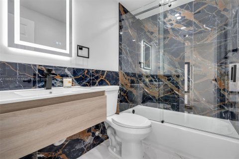 Купить виллу или дом в Хайалиа, Флорида 5 спален, 206.8м2, № 1933441 - фото 28