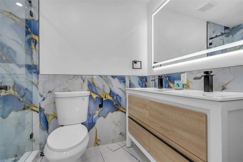 Купить виллу или дом в Хайалиа, Флорида 5 спален, 206.8м2, № 1933441 - фото 18