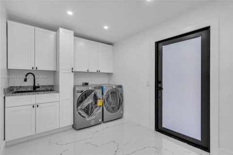 Купить виллу или дом в Хайалиа, Флорида 5 спален, 206.8м2, № 1933441 - фото 13